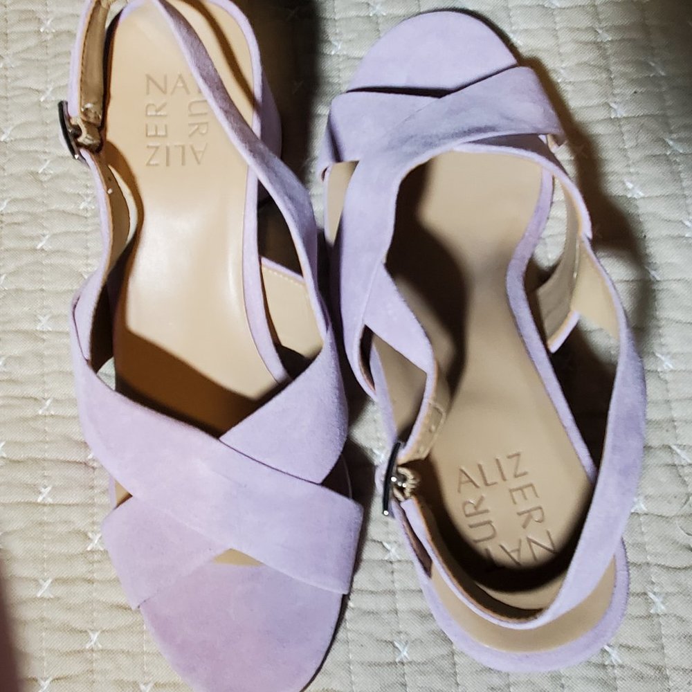 Naturalizer Azalea Lavender Sandals Women's Suede Like Material 8.5W Wide NWOT
